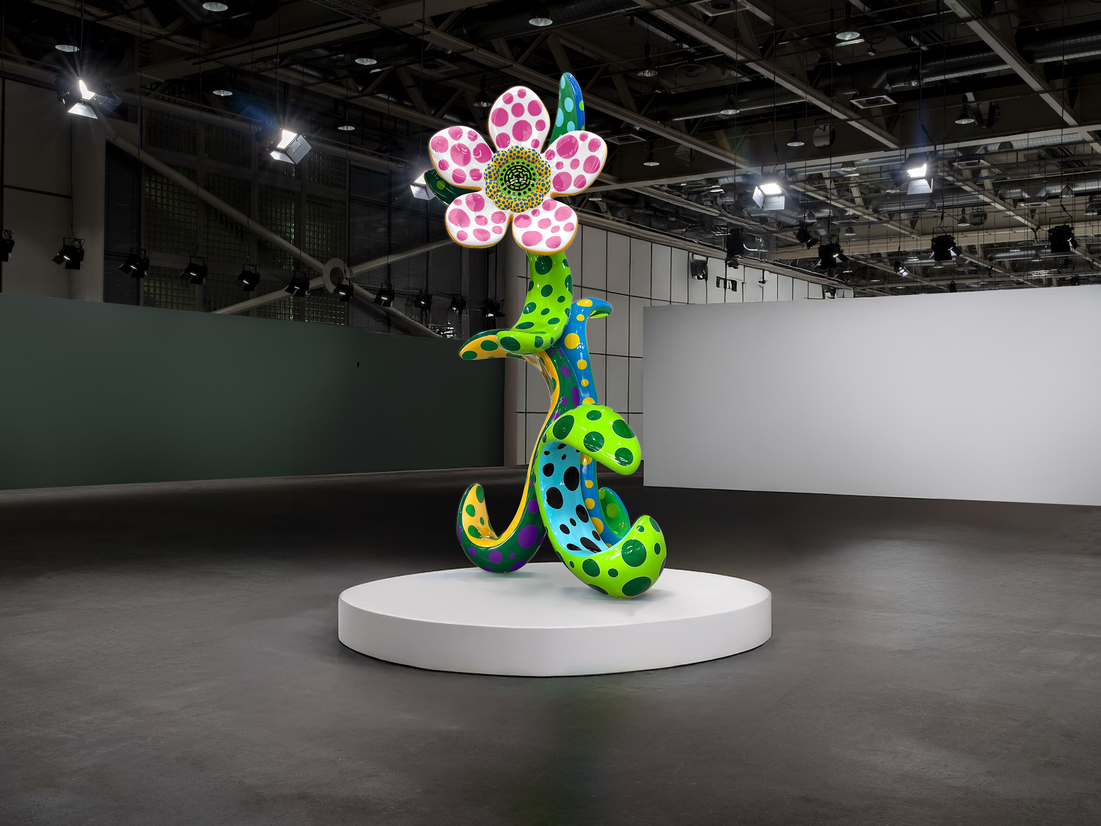 A sculpture by Yayoi Kusama, titled Flowers That Bloom in the Cosmos, dated 2022.