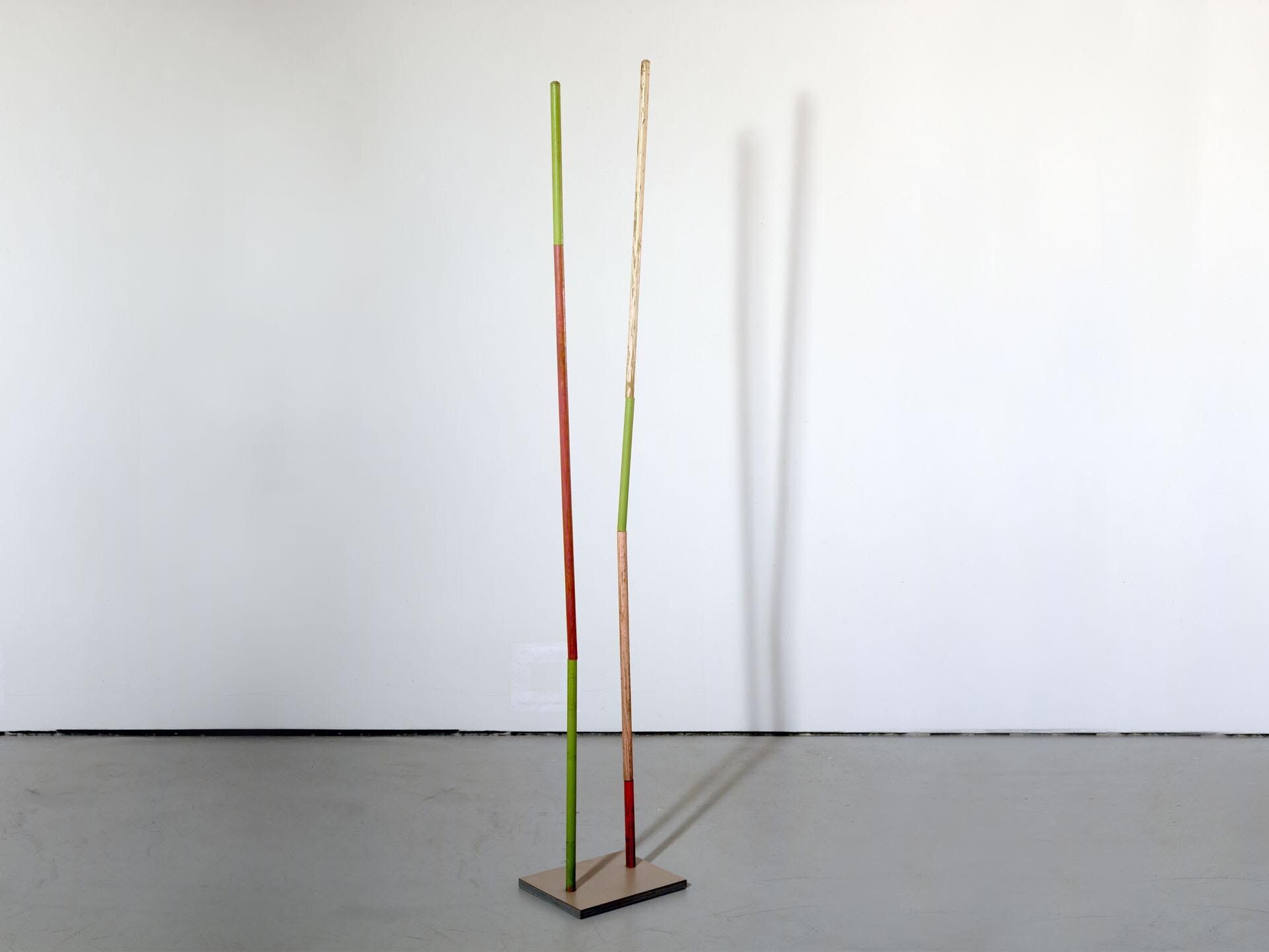 An untitled sculpture by Al Taylor, dated 1986.