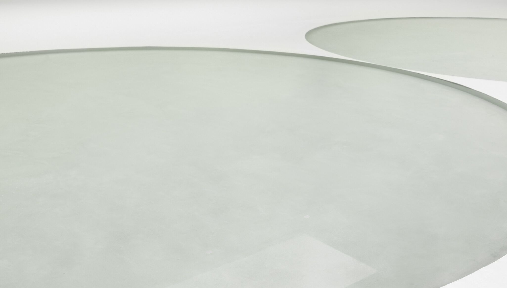 Installation view from the exhibition "Felix Gonzalez-Torres," at David Zwirner in New York, dated 2023