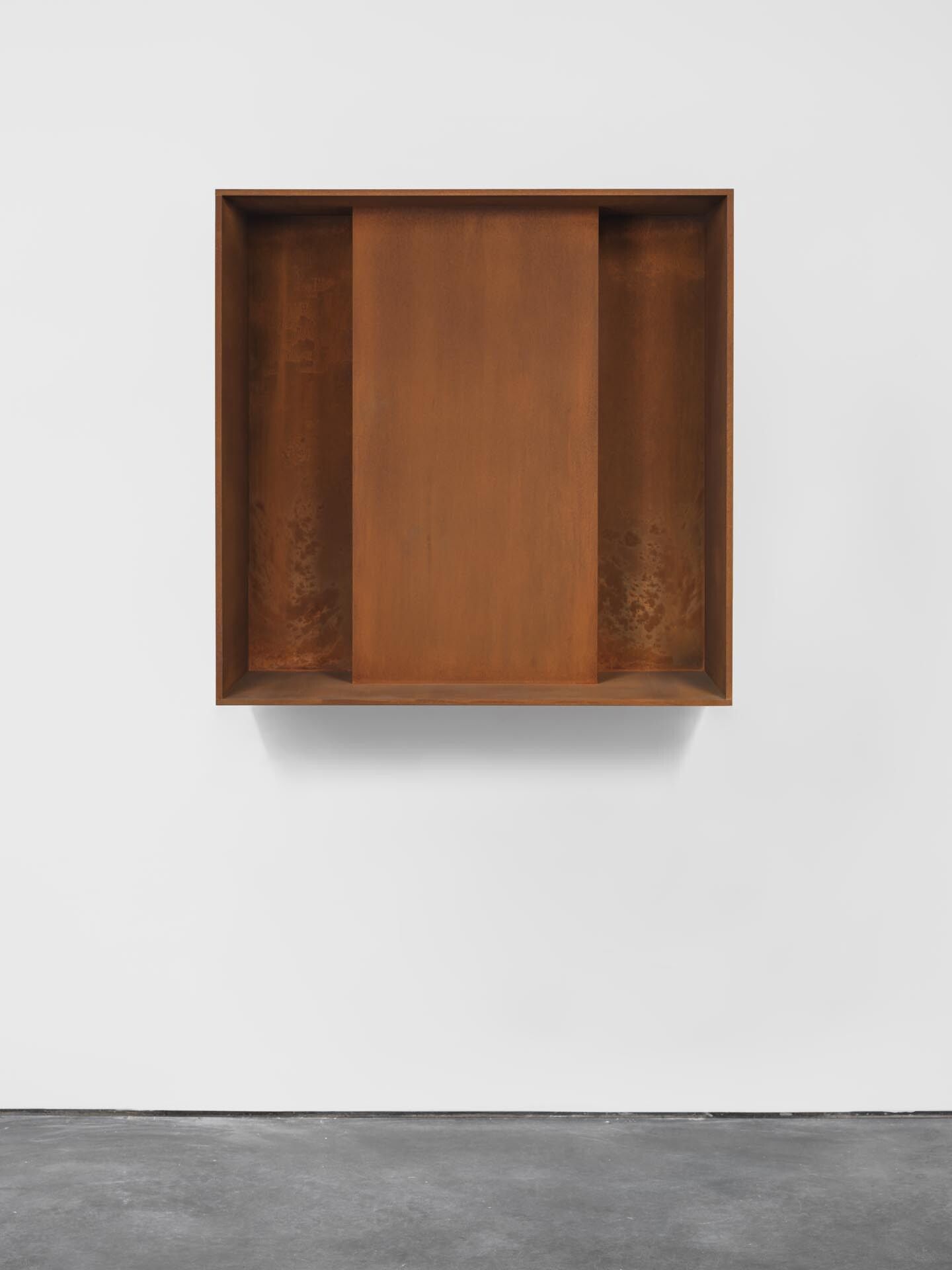 An untitled sculpture by Donald Judd, dated 1989.