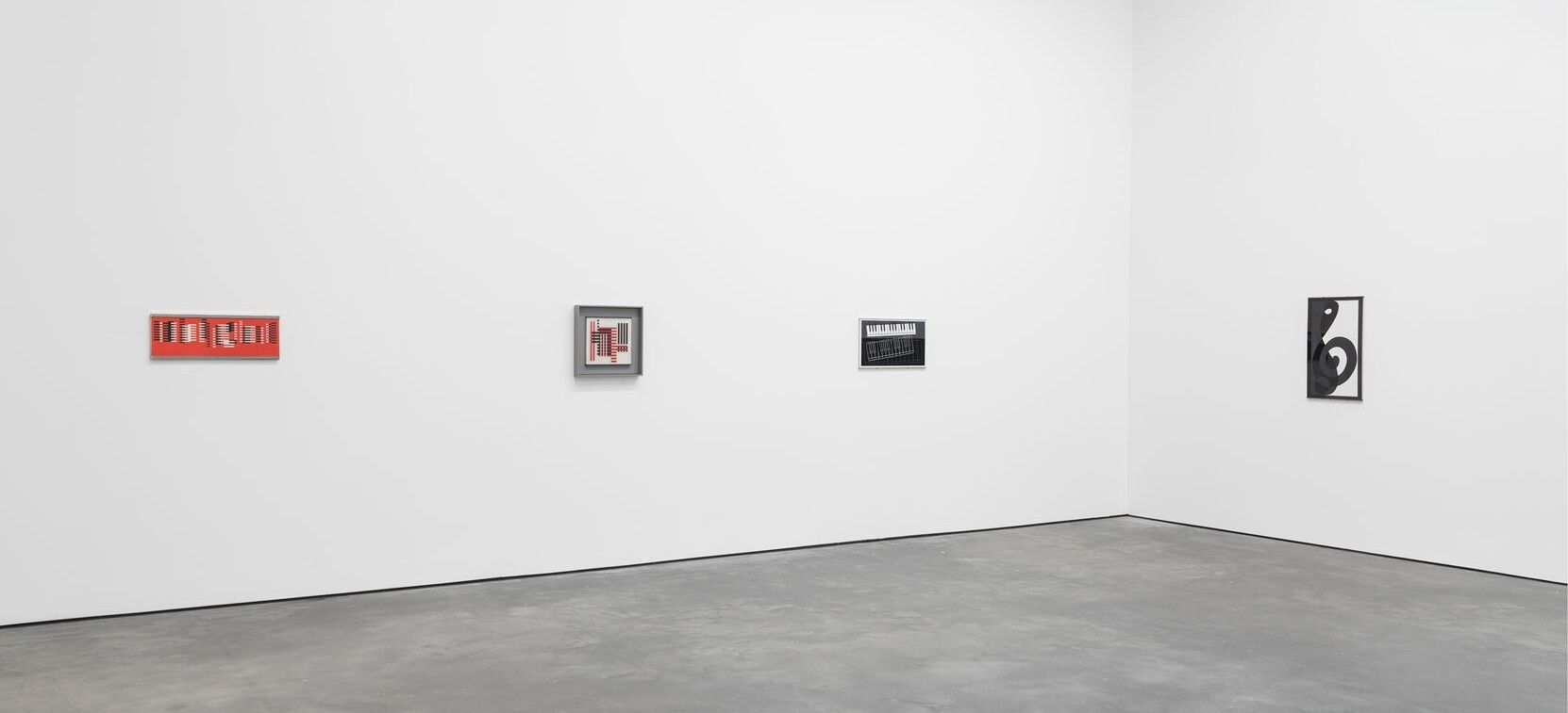 Installation view of the exhibition Sonic Albers, at David Zwirner in New York, dated January 8 through February 16, 2019.