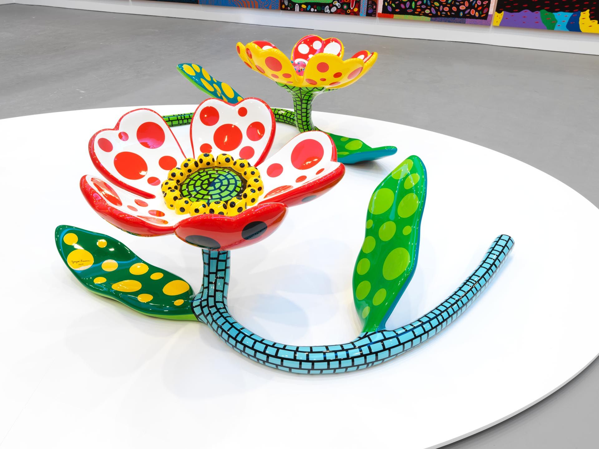 A sculpture by Yayoi Kusama, titled Flowers That Bloom Now, dated 2017.