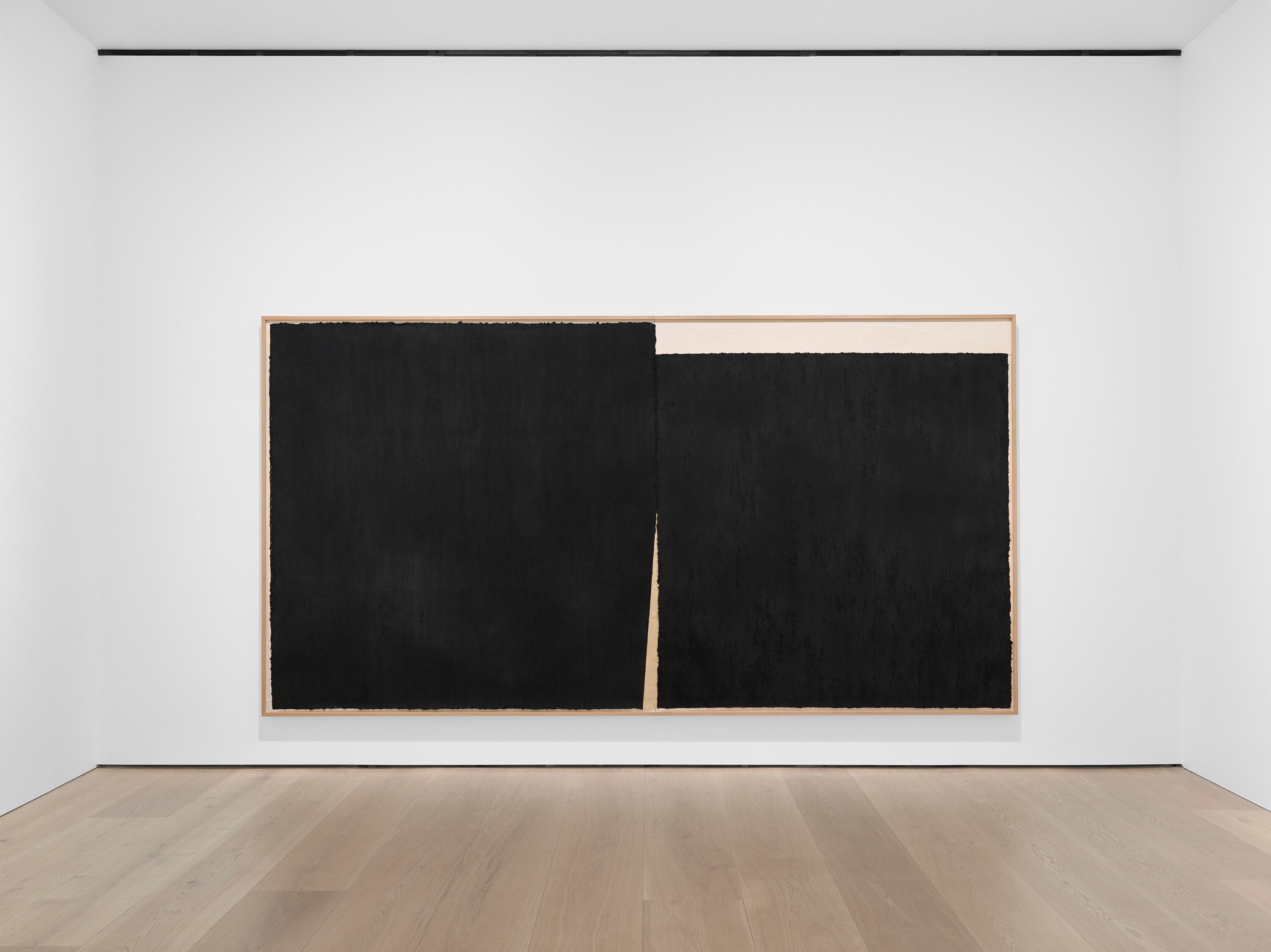 An installation view of the exhibition, Richard Serra: Six Large Drawings, at David Zwirner in London, dated 2024.