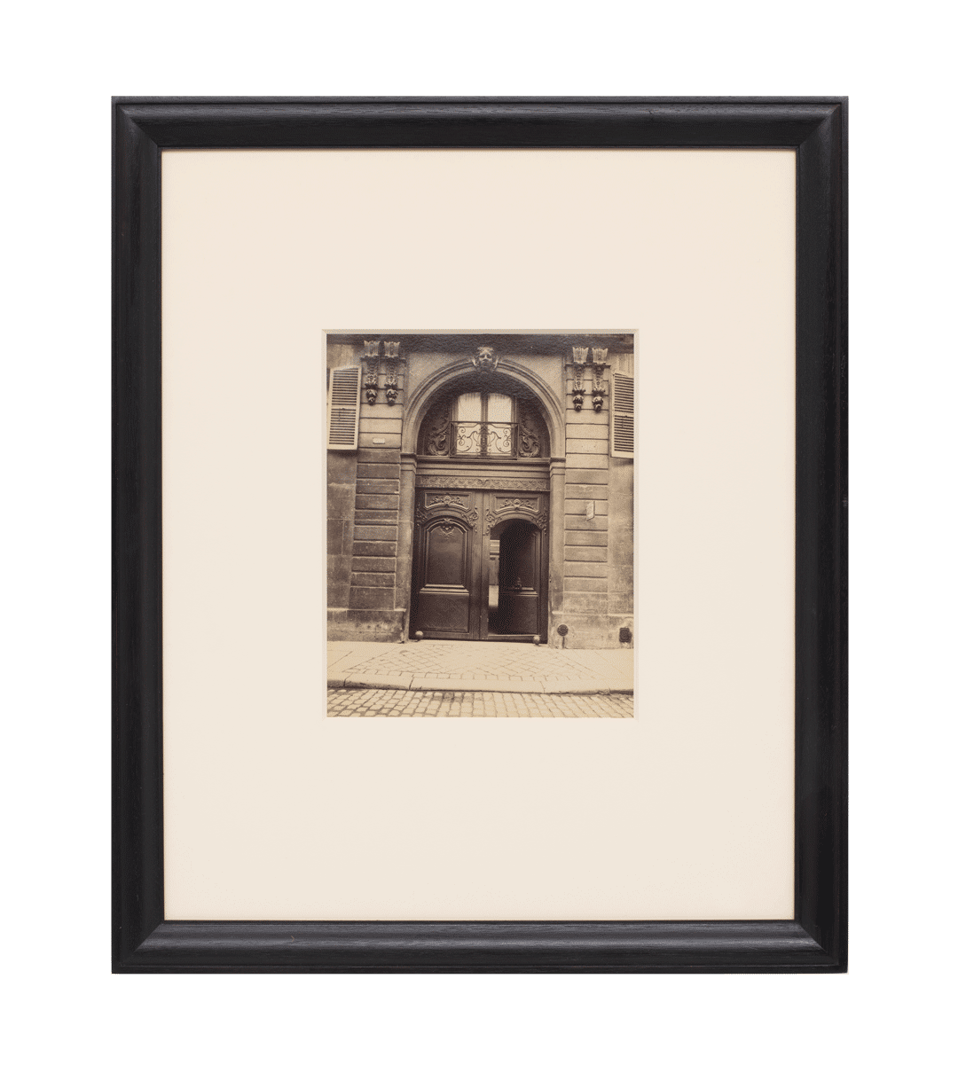 A photograph by Eug√®ne Atget, titled H√¥tel, rue de Varenne 19, dated 1900.