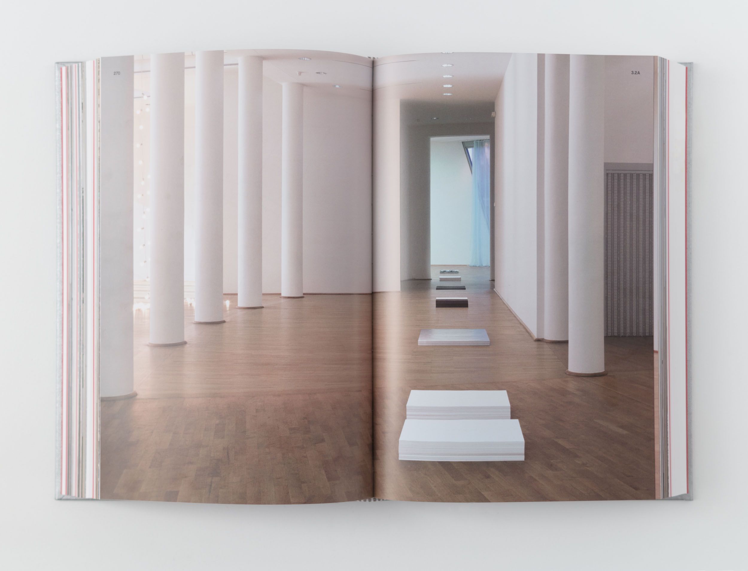 Felix Gonzalez-Torres: Specific Objects Without Specific Form