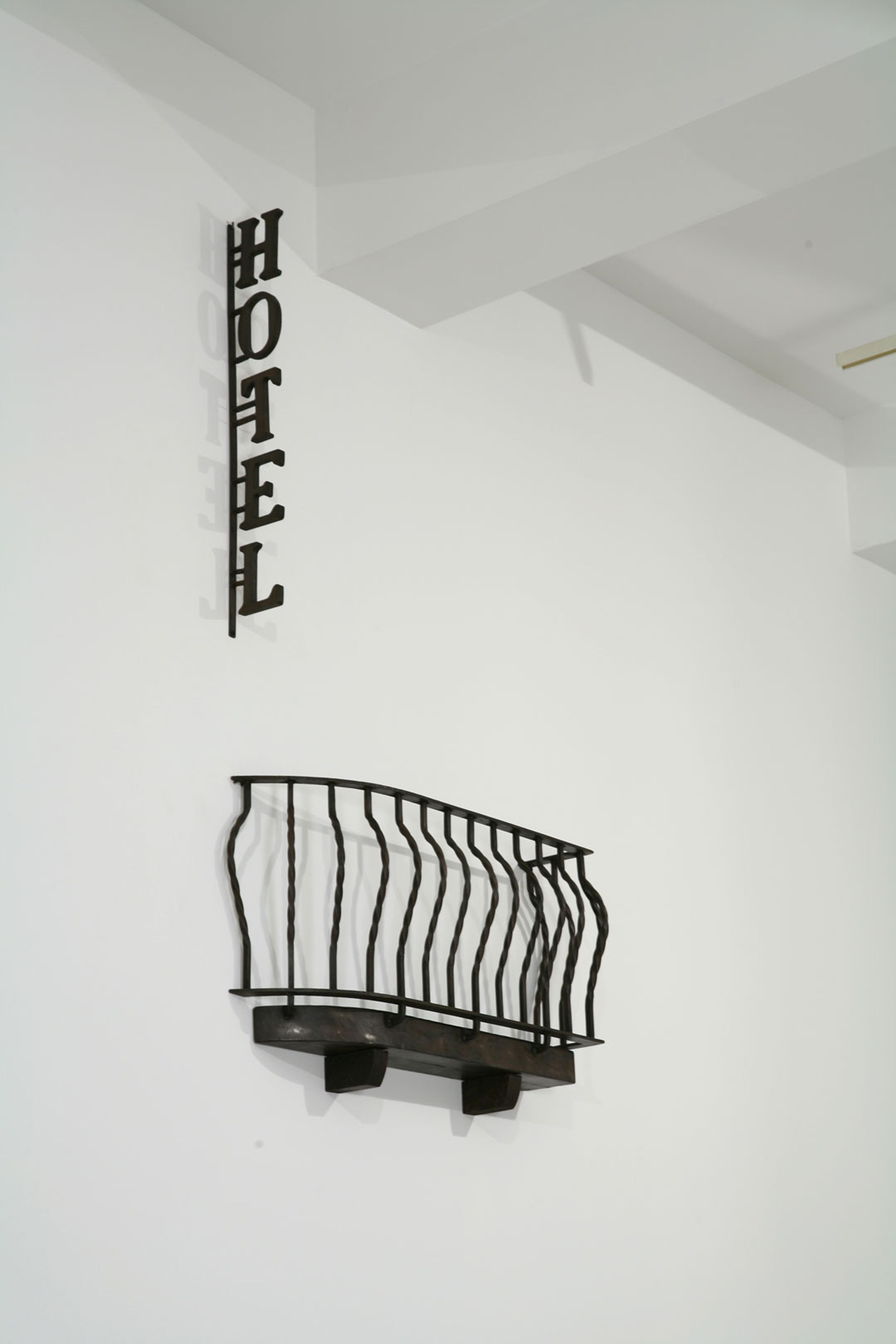 A wall-hanging sculpture by Juan Muñoz, titled Hotel DeClercq II, dated 1986, at Marian Goodman Gallery, New York, in 2006.