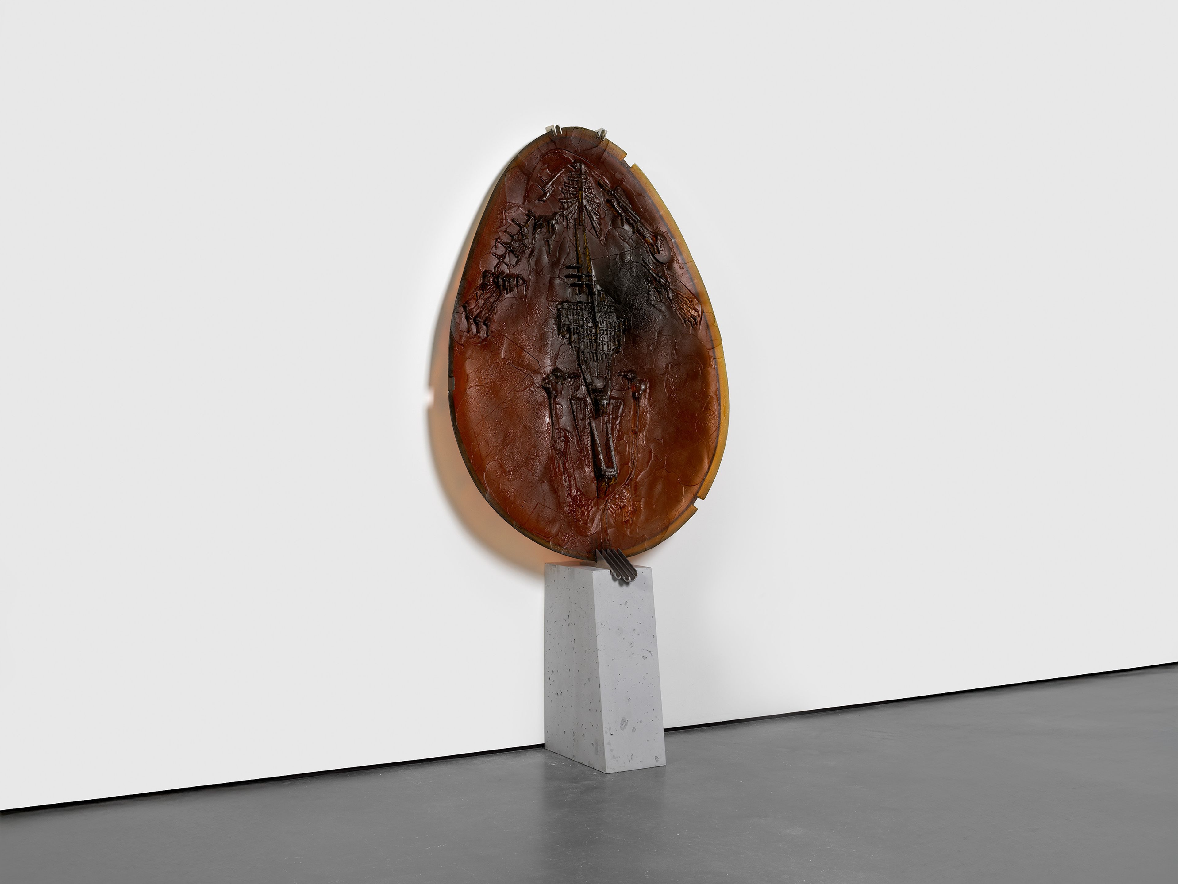 A sculpture by Andra Ursuta, titled Private Dancer (Burnt Raspberry), dated 2025.
