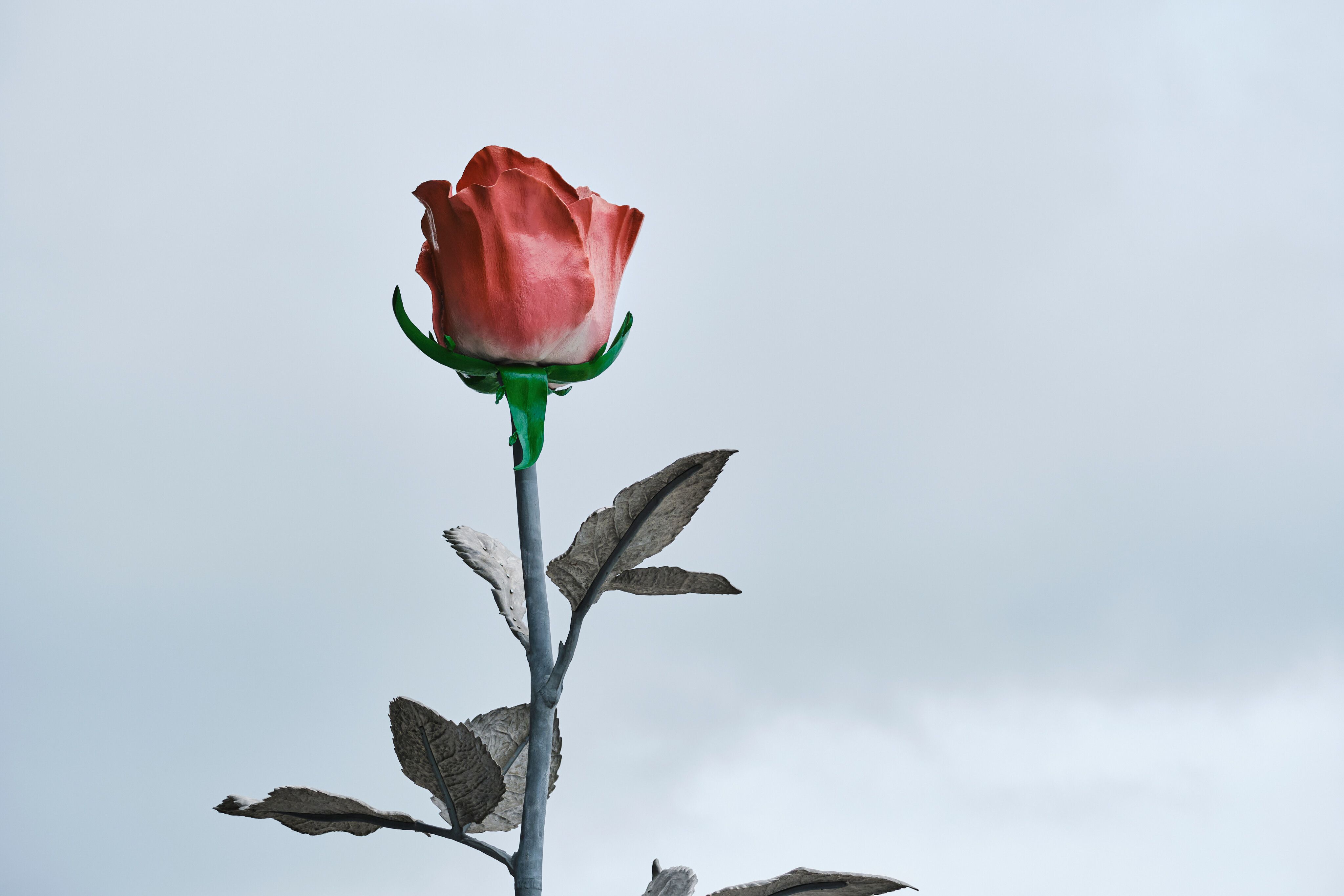 Closeup of Isa Genzken, Rose II, 2007, at K11 Musea, Hong Kong, 2021.