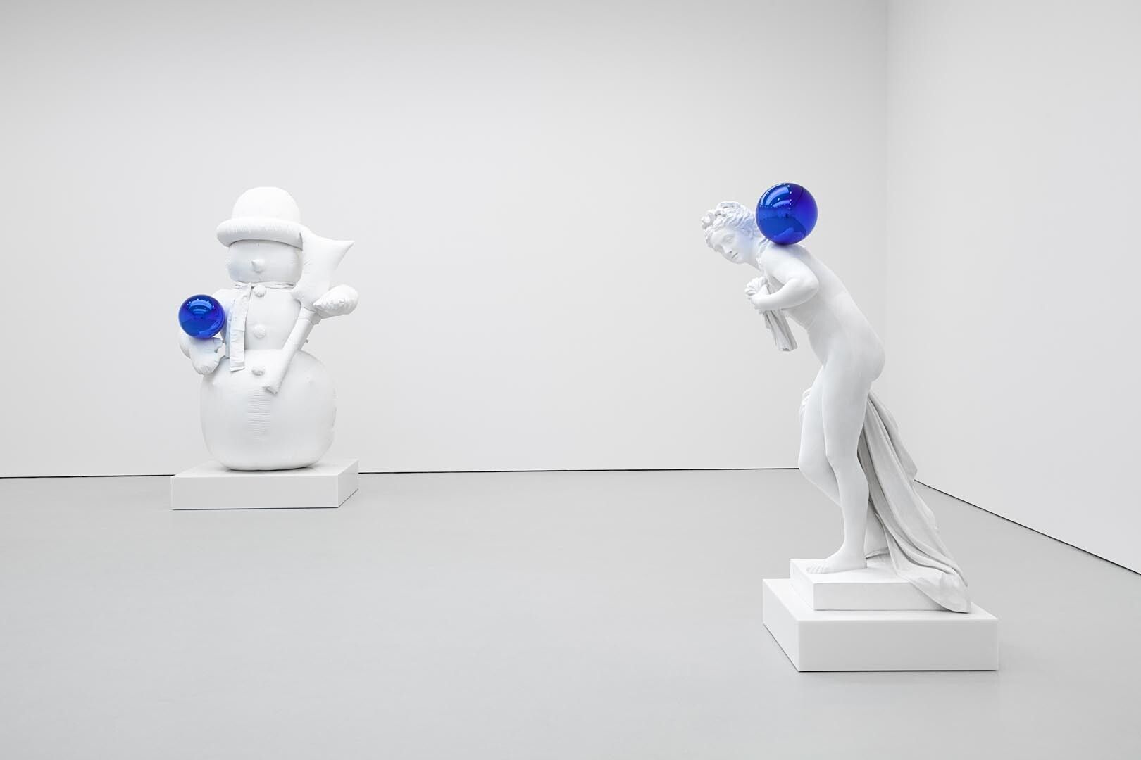 Installation view of the exhibition Jeff Koons: Gazing Ball, at David Zwirner in New York, dated 2013.