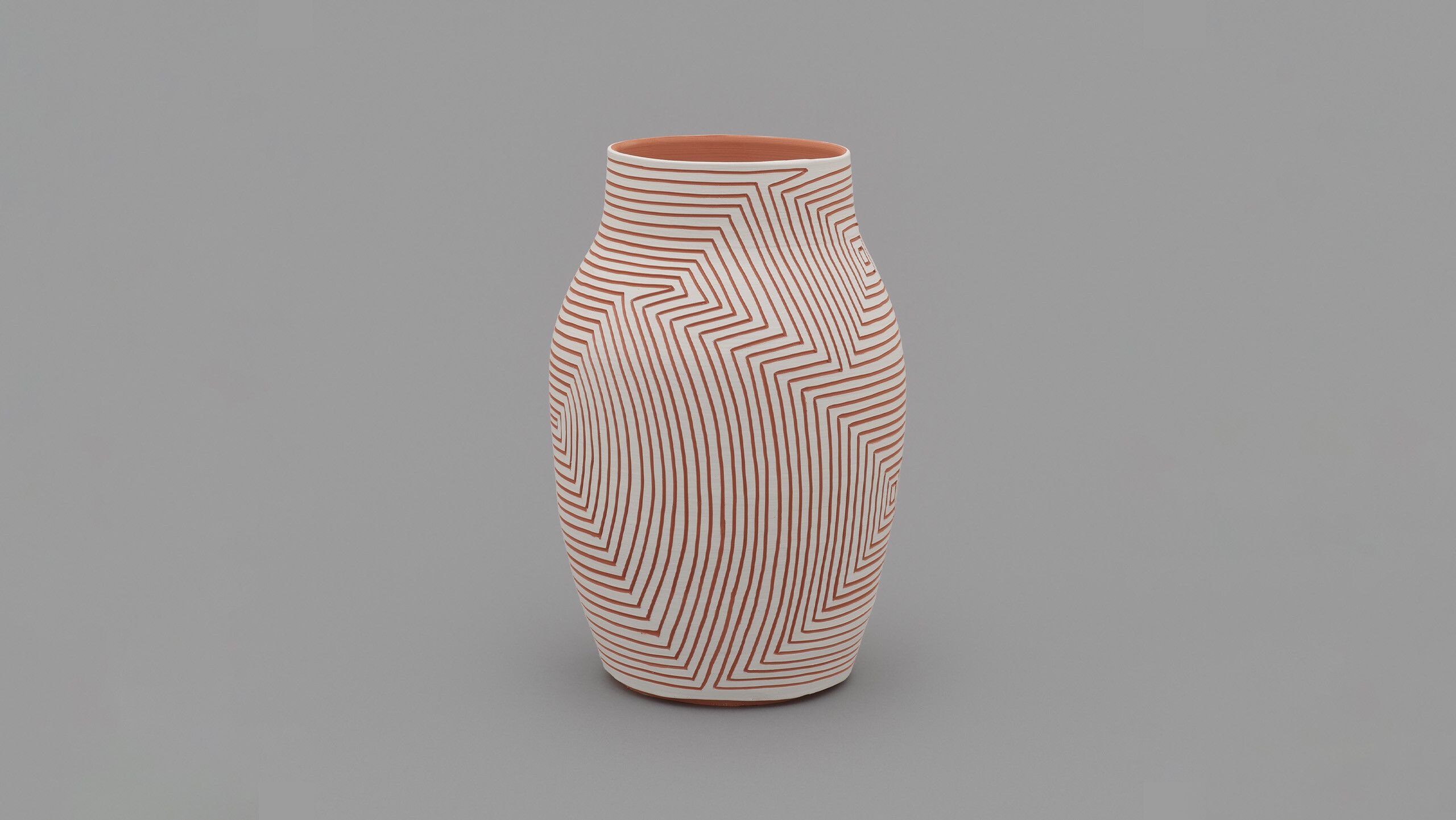 A sculpture by Shio Kusaka, titled (square 53), dated 2022.