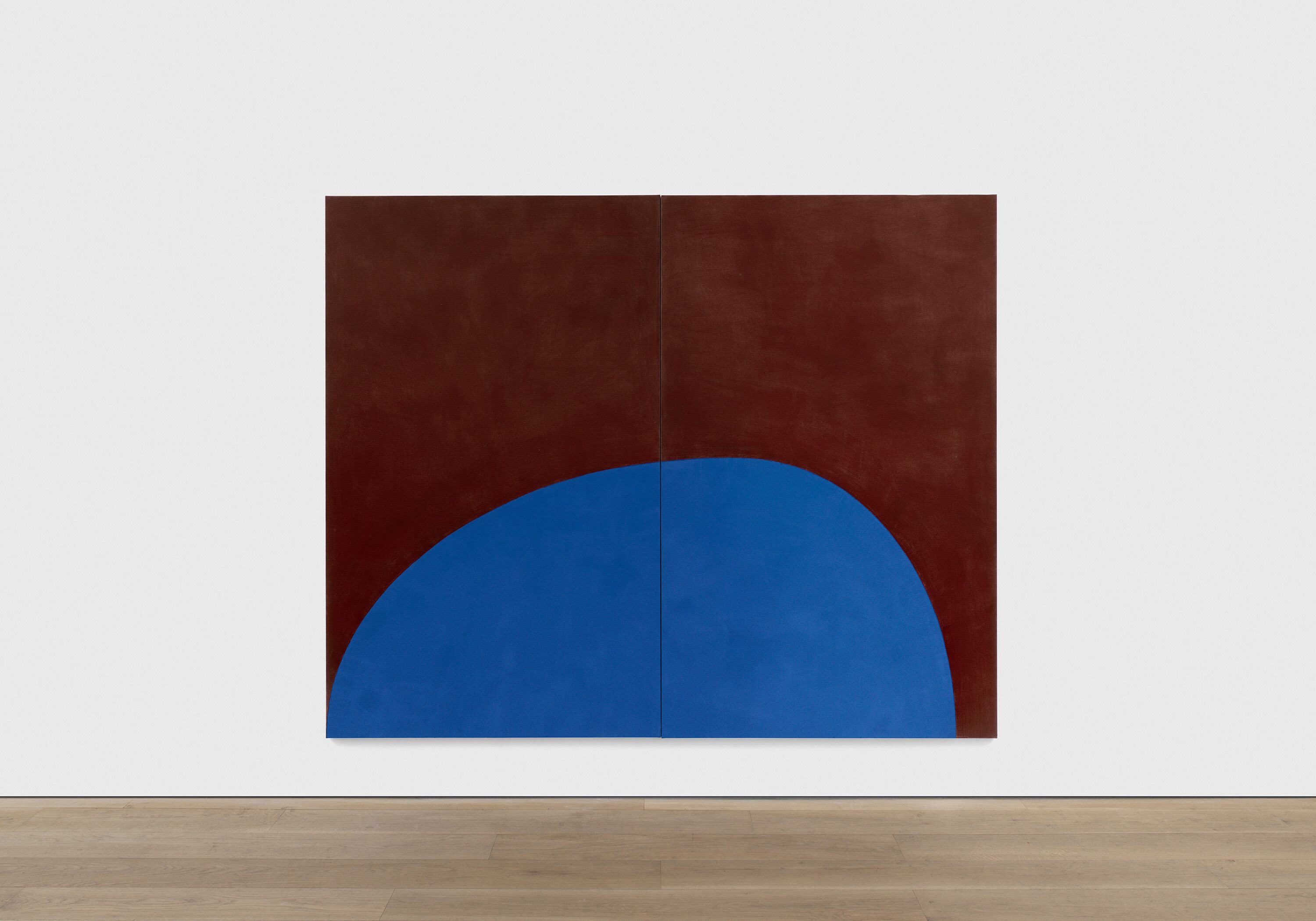 A painting by Suzan Frecon, called untitled (m.b.v. haematite), dated 2022.