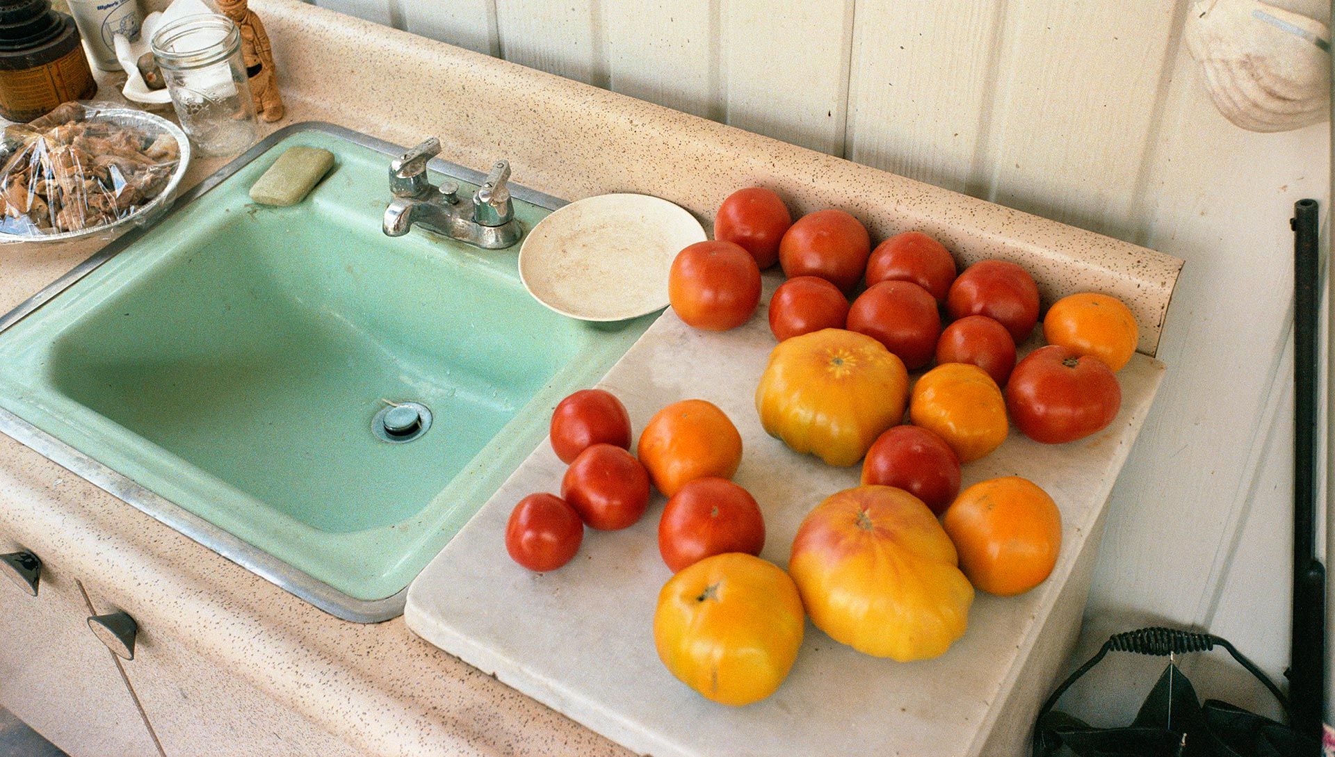 An untitled photograph by William Eggleston, dated c. 1983-1986.