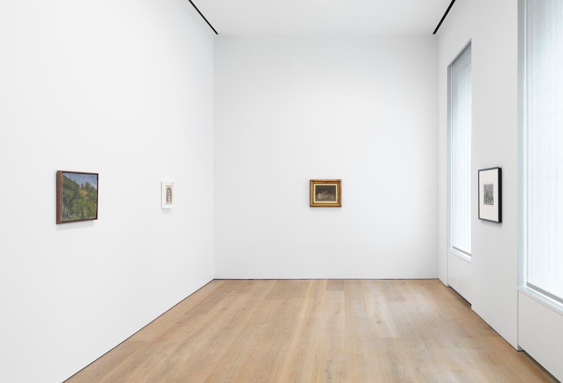 Installation view of the exhibition Giorgio Morandi at David Zwirner in New York, dated 2015.