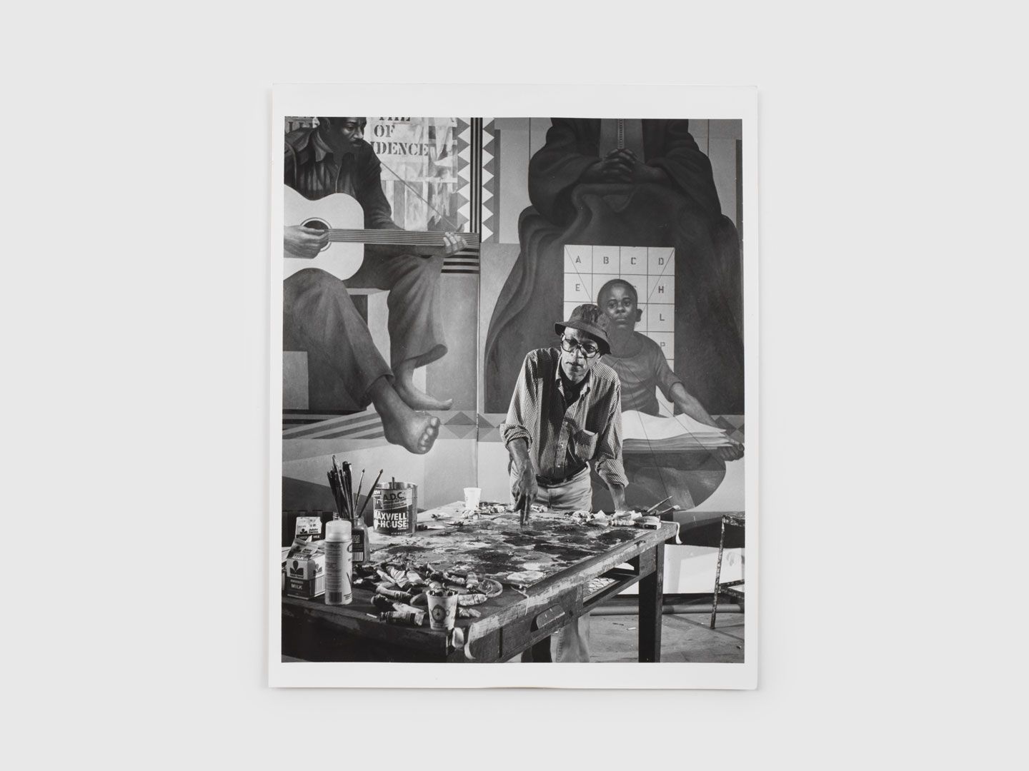 A photograph by Frank J. Thomas of Charles White painting Mary McLeod Bethune, dated 1978.