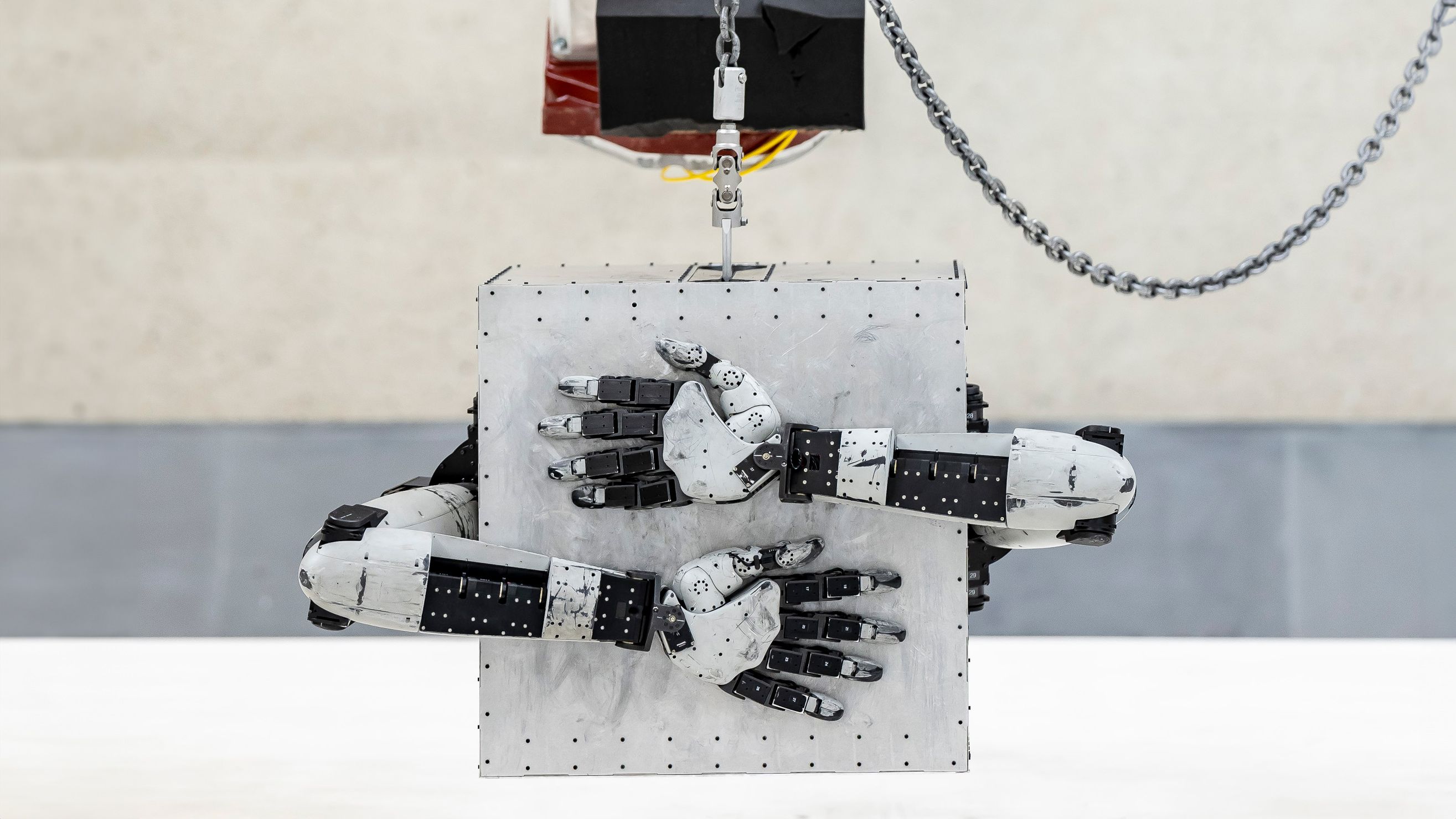 Jordan Wolfson - Works | David Zwirner
