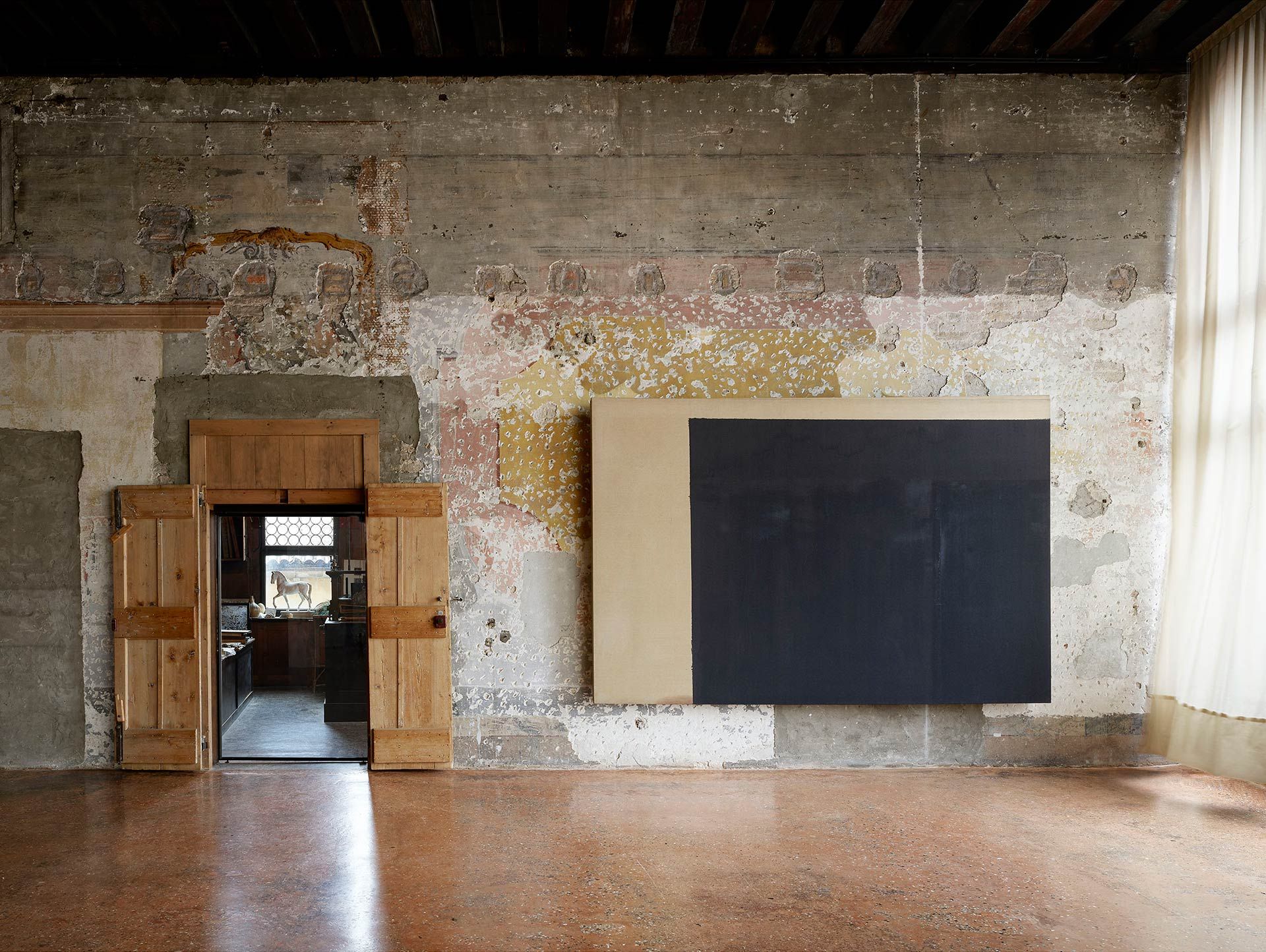 Installation view of the exhibition Yun Hyong-keun: A Retrospective, at Palazzo Fortuny, Venice, in 2019.