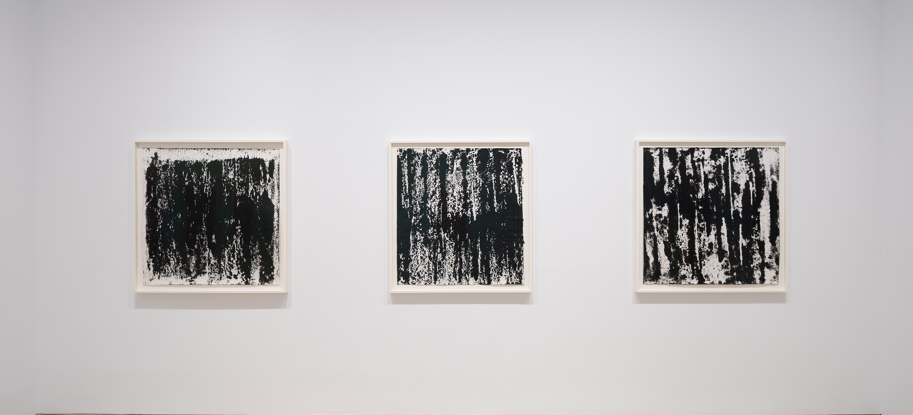 Installation view of the exhibition Richard Serra Drawings, at David Zwirner in Hong Kong, dated 2018.