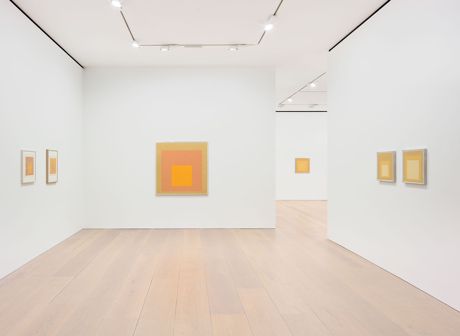 Installation view of the exhibition: Josef Albers: Sunny Side Up at David Zwirner in London, dated 2017.