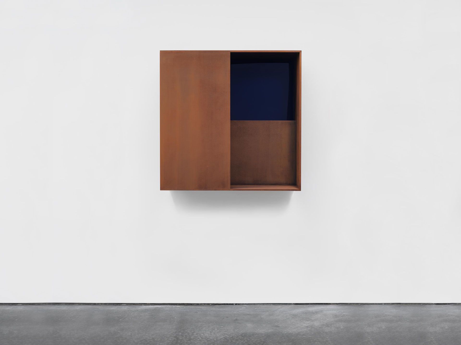 An untitled sculpture by Donald Judd, dated 1987.