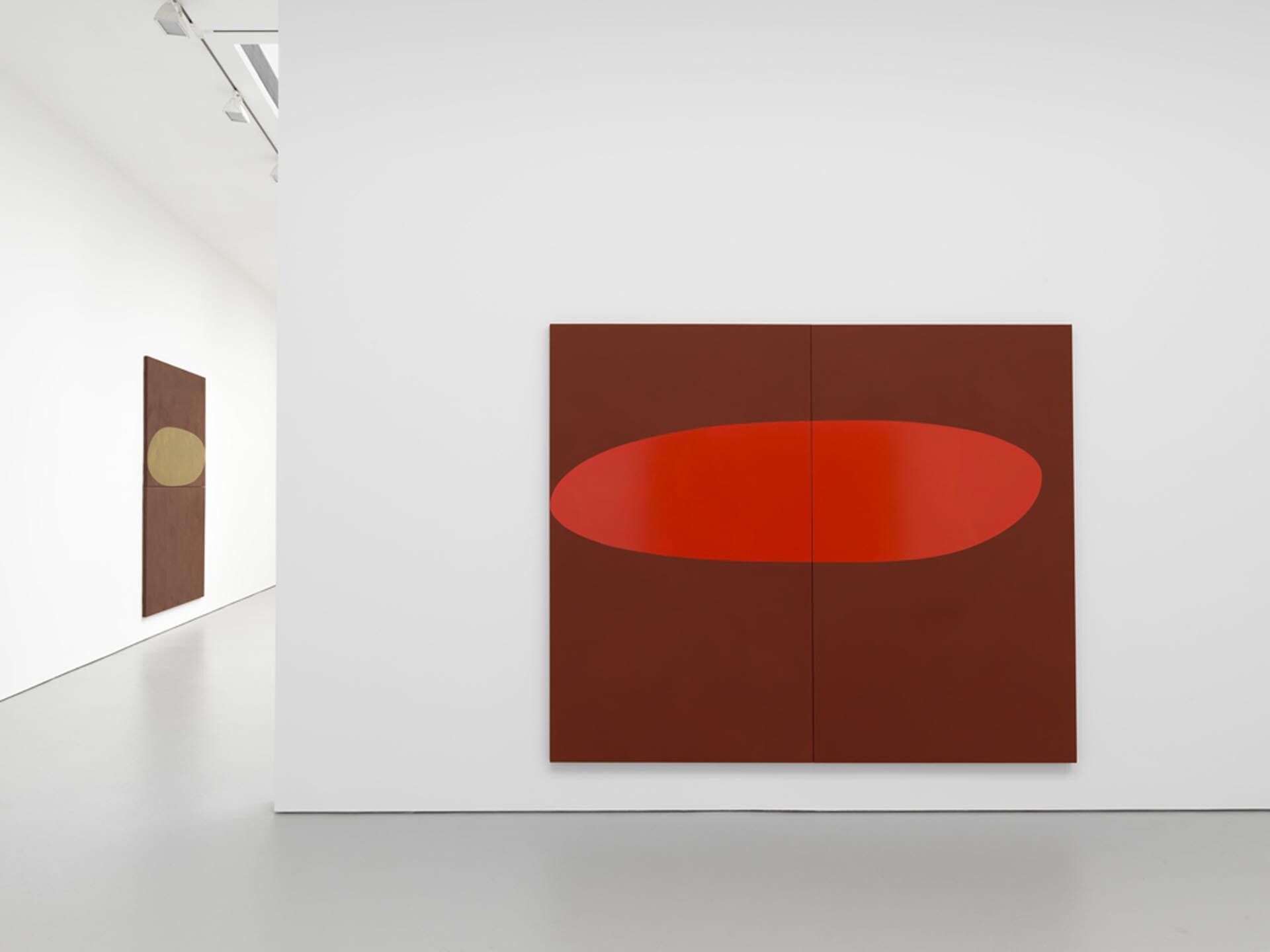 Installation view of the exhibition, recent oil paintings by Suzan Frecon at David Zwirner in New York, dated 2017.