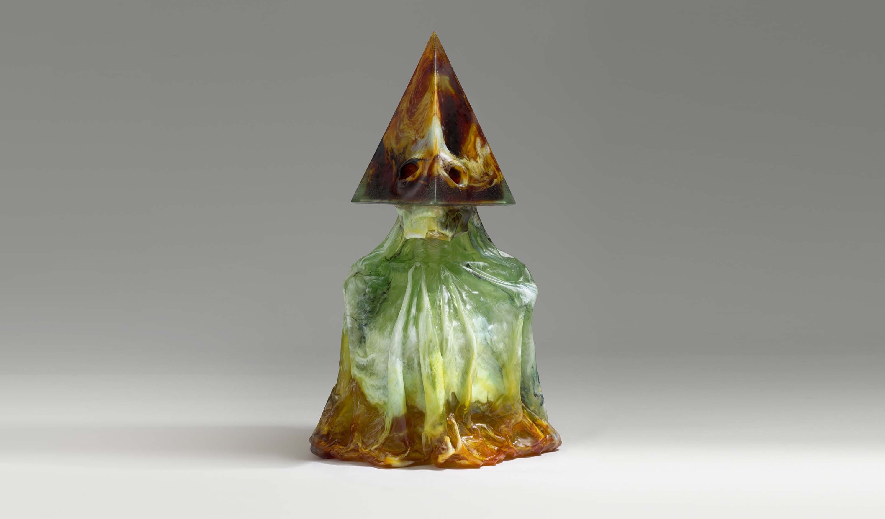 A sculpture by Andra Ursuta, titled Grand Obélisque, dated 2022.
