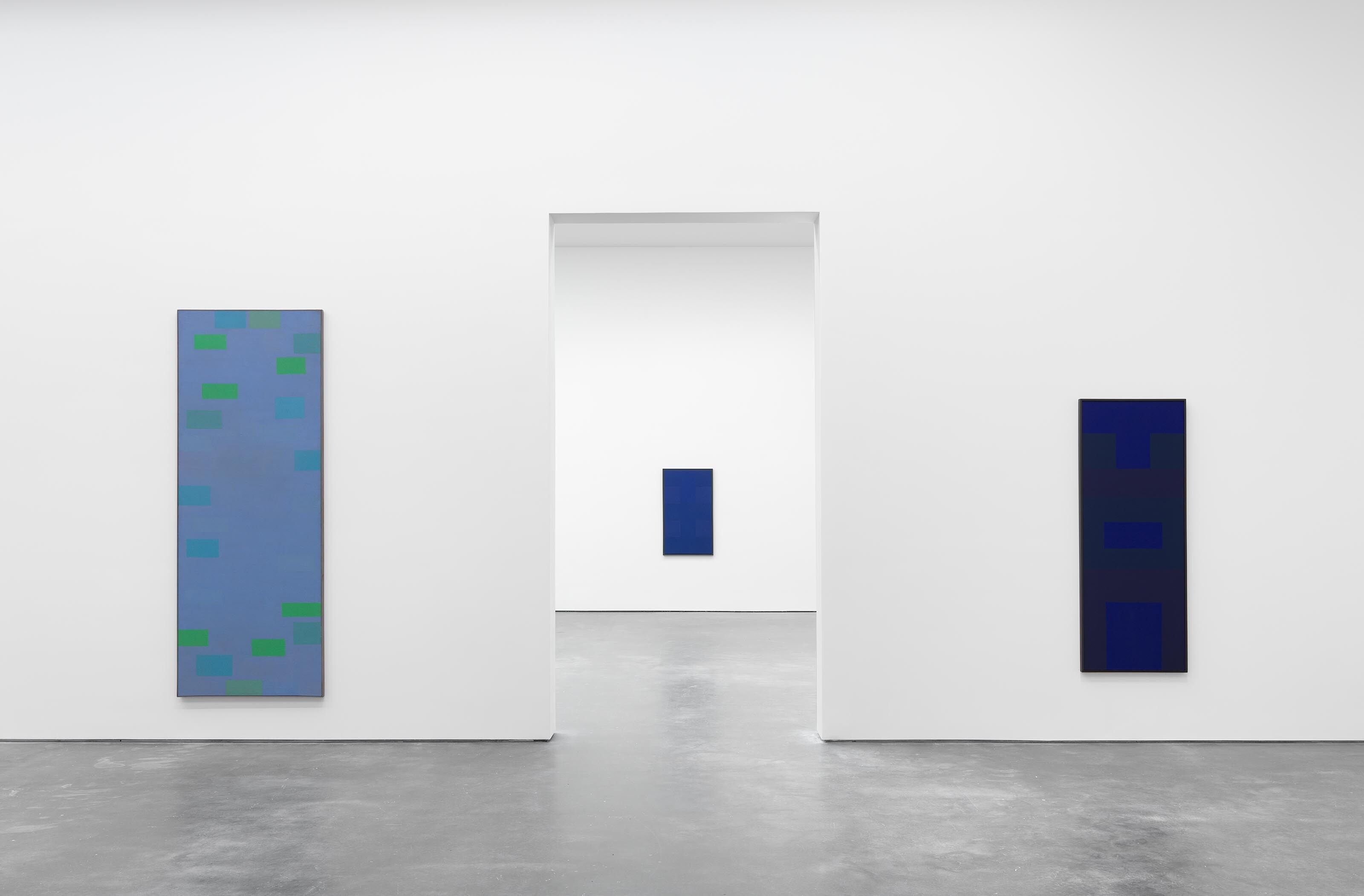 Installation view of the exhibition Ad Reinhardt: Blue Paintings, at David Zwirner in New York, dated 2017.