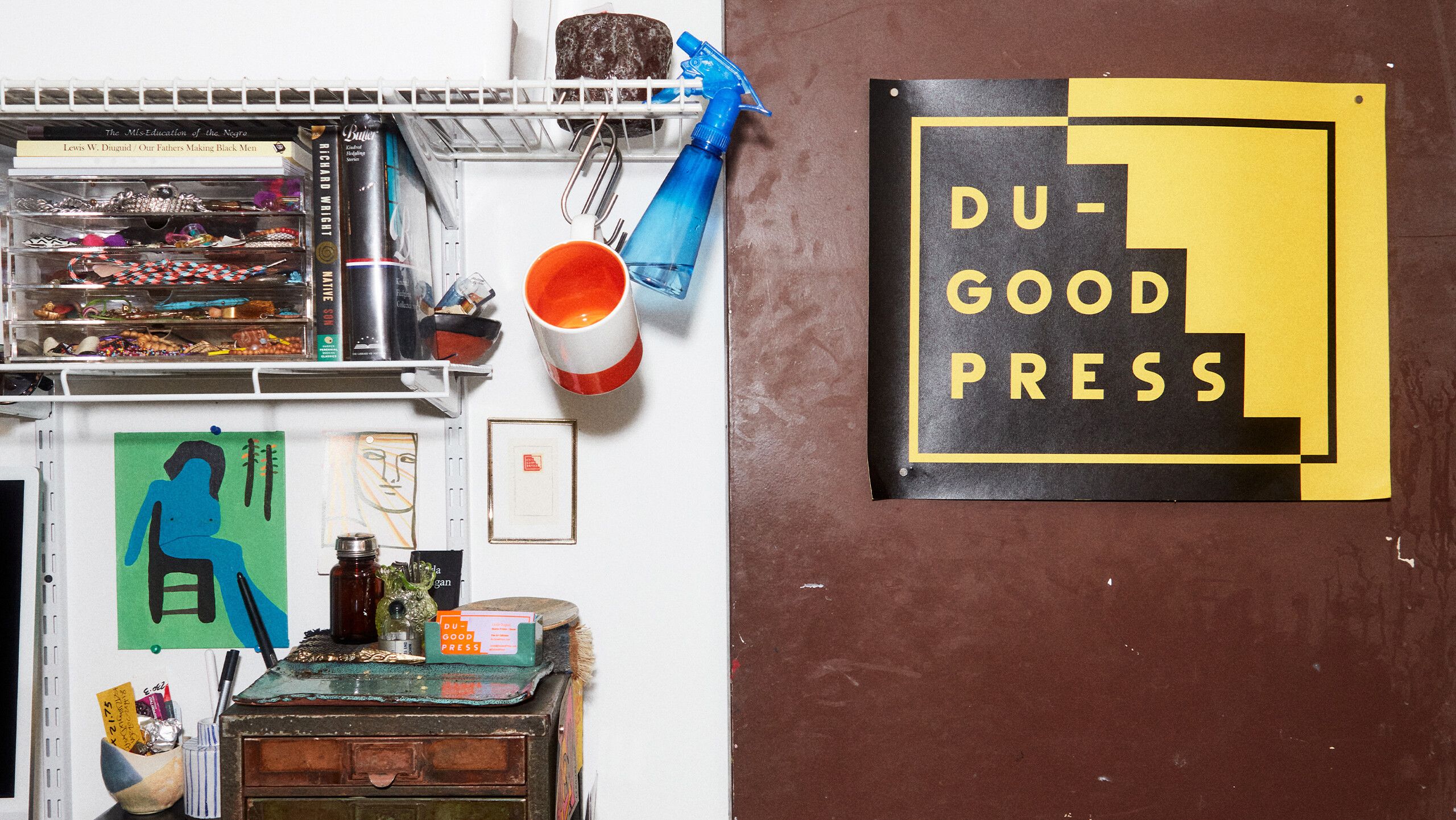 A photograph of Du-Good Press’s studio entrance by Rafael Rios, dated 2022.