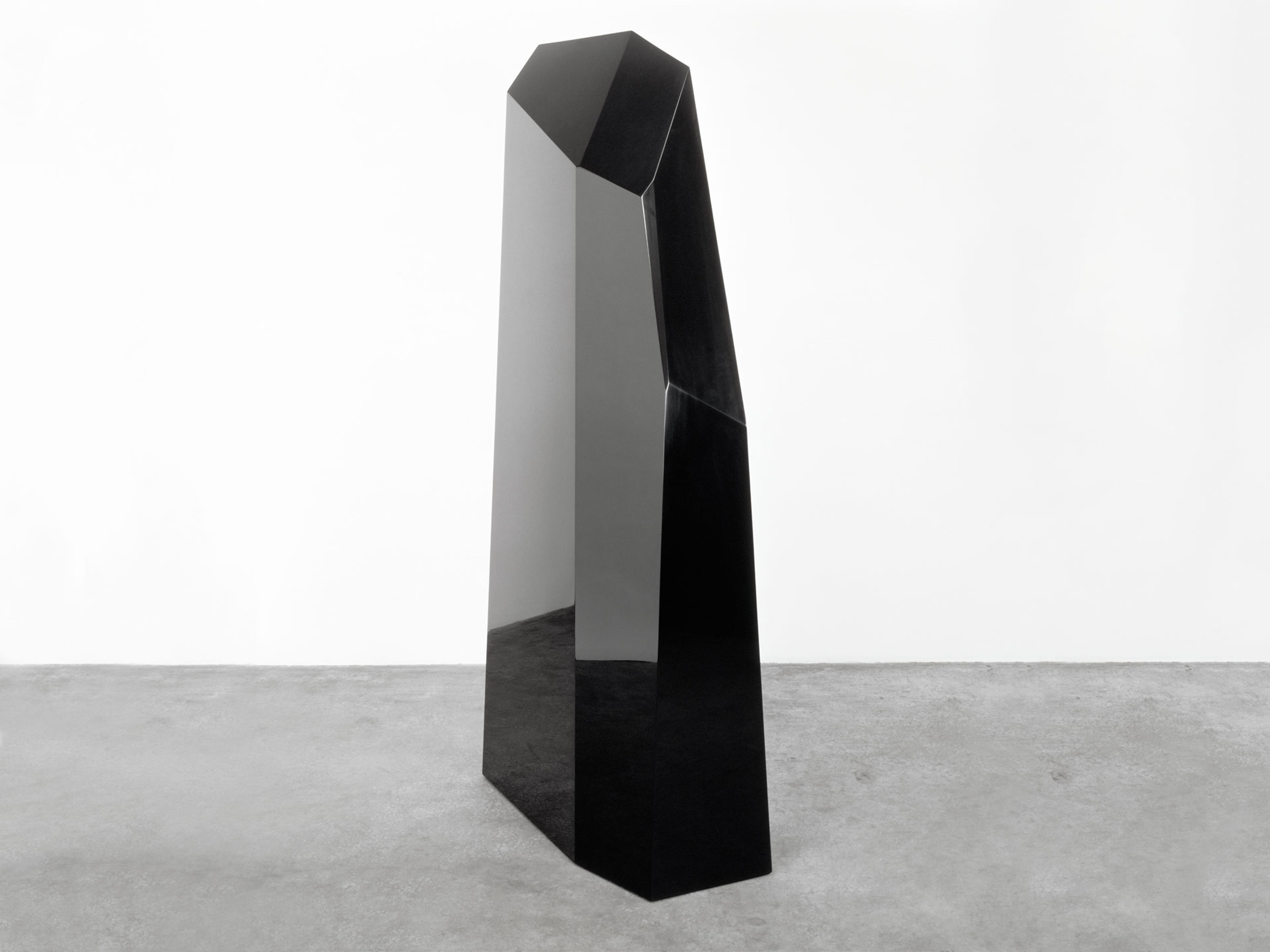 A mixed media sculpture by John McCracken, titled M87, dated 1988.