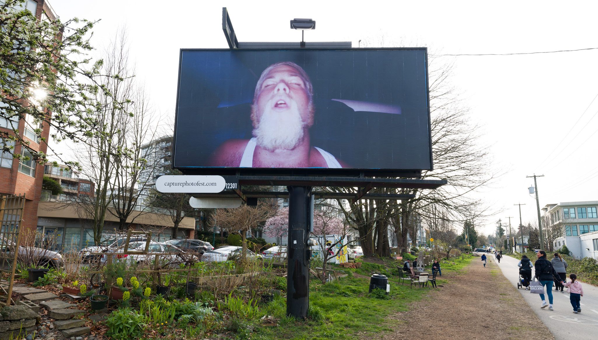 An Installation view of Steven Shearer’s called Untitled dated 2020, on view in Capture Photography Festival, Vancouver, dated 2021. Photo by Dennis Ha