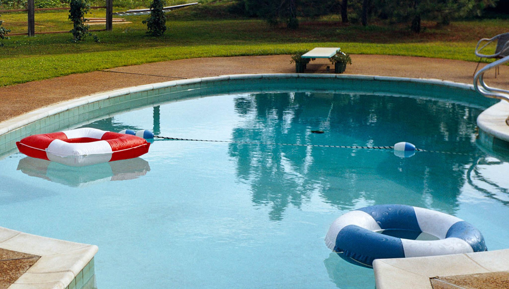 A detail of an untitled photograph by William Eggleston, dated 1970-1973.