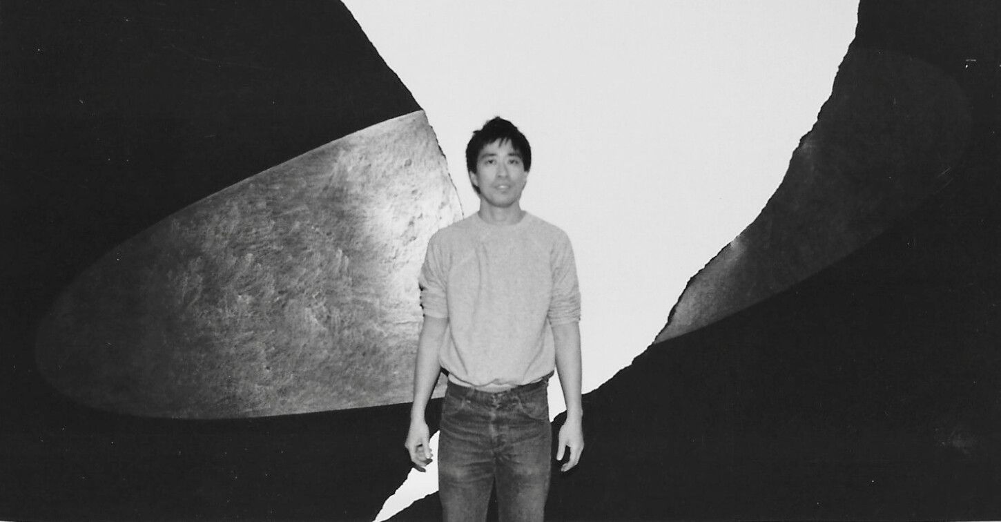 An undated photo of Ching Ho Cheng with his work.