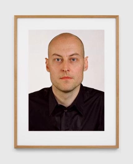 Joshua Ruffner Thomas Ruff - Porträts (Portraits) | David Zwirner