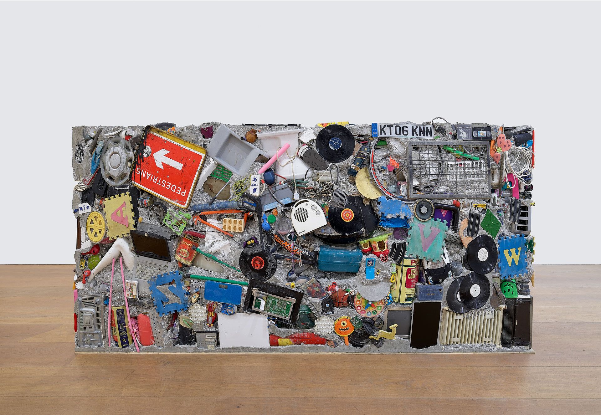 Gordon Matta-Clark: Garbage Wall, 1970 | David Zwirner