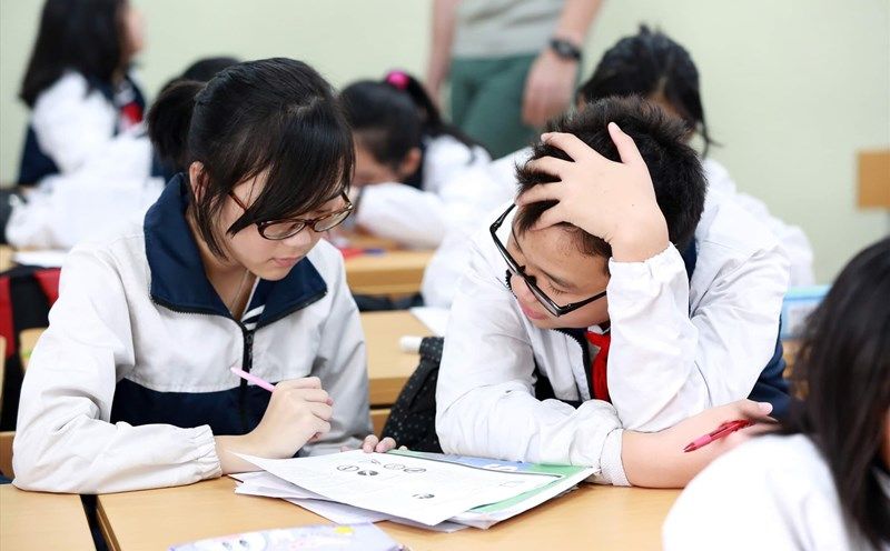 Bí quyết học tốt hóa học lớp 10 dành cho học sinh mất gốc