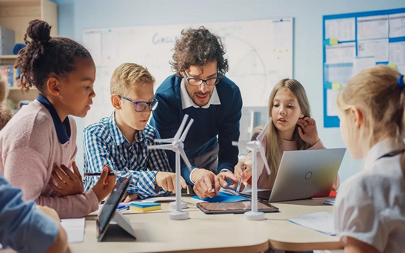 Top công cụ AI hỗ trợ giáo viên năm 2024: Xu hướng và giải pháp thực tiễn