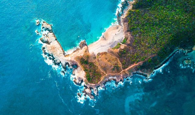 Punta Cometa