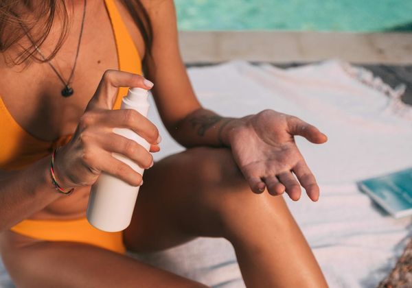 Nudismo en Playa Zipolite: Disfrutando del Sol con Protección Integral