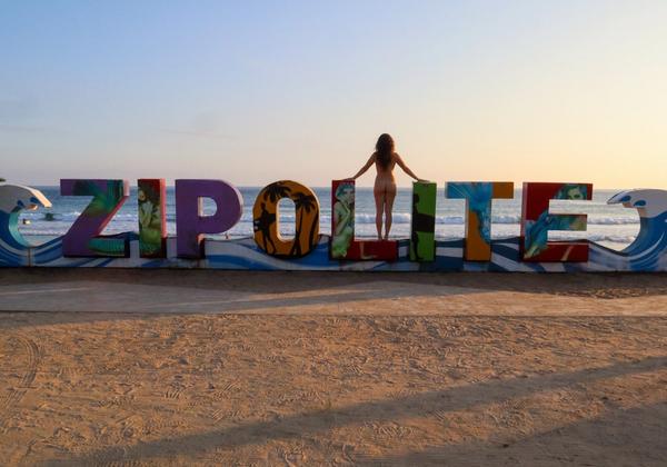 El Nudismo Está Prohibido en Zipolite… Excepto en Estos Lugares