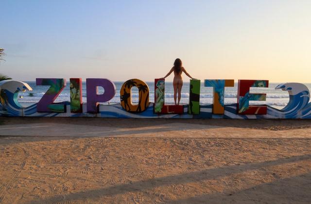 El Nudismo Está Prohibido en Zipolite… Excepto en Estos Lugares