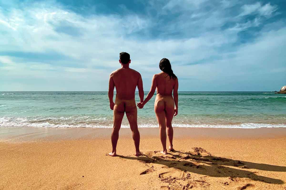 Mi Experiencia en Zipolite: El cuerpo humano desnudo no es una fuente de vergüenza
