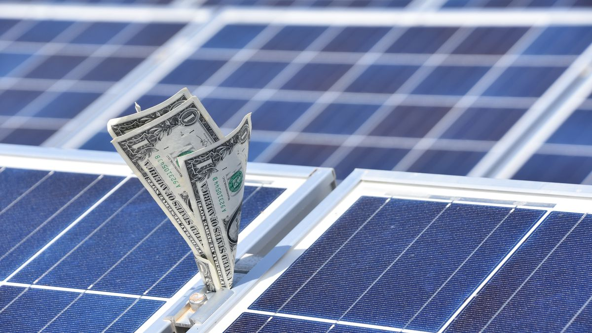 What is SREC? Solar Renewable Energy Credits Explained