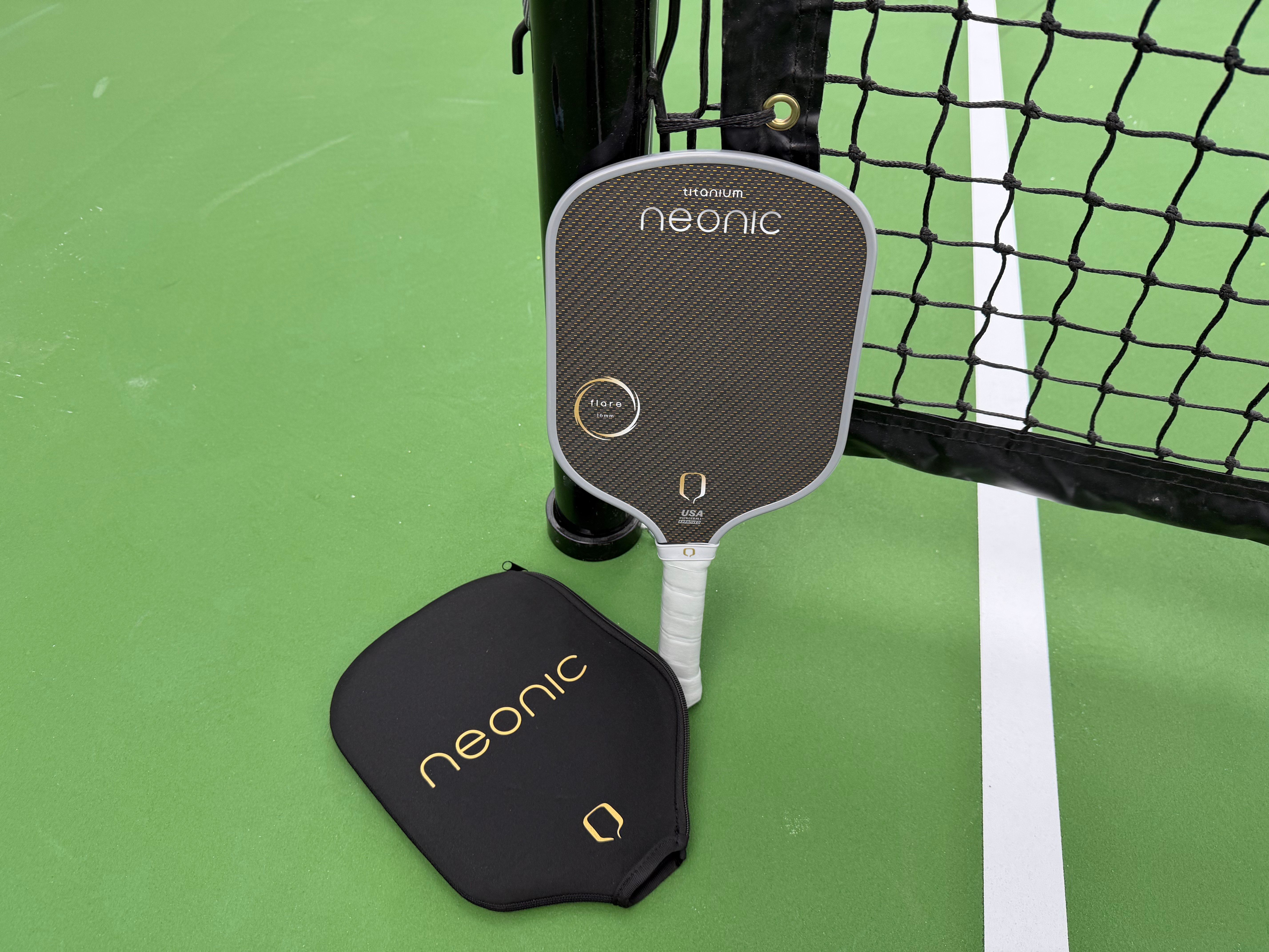 Neonic Flare Titanium – A Great Spin Paddle with a Metal-Infused