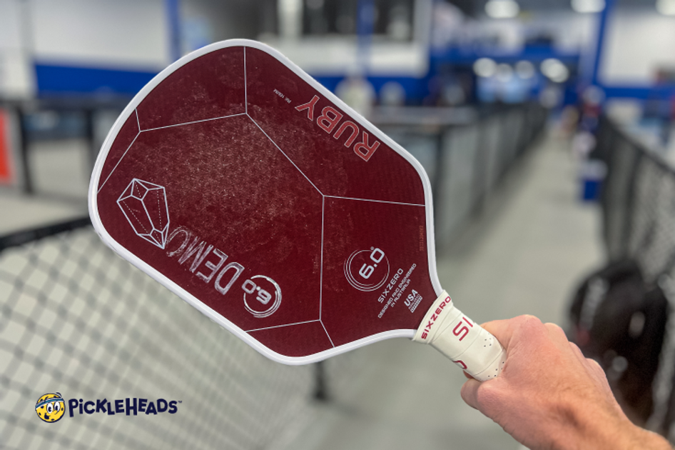 ピックルボールパドル Six Zero Ruby Kevlar USAPA承認 Ruby – Six Zero