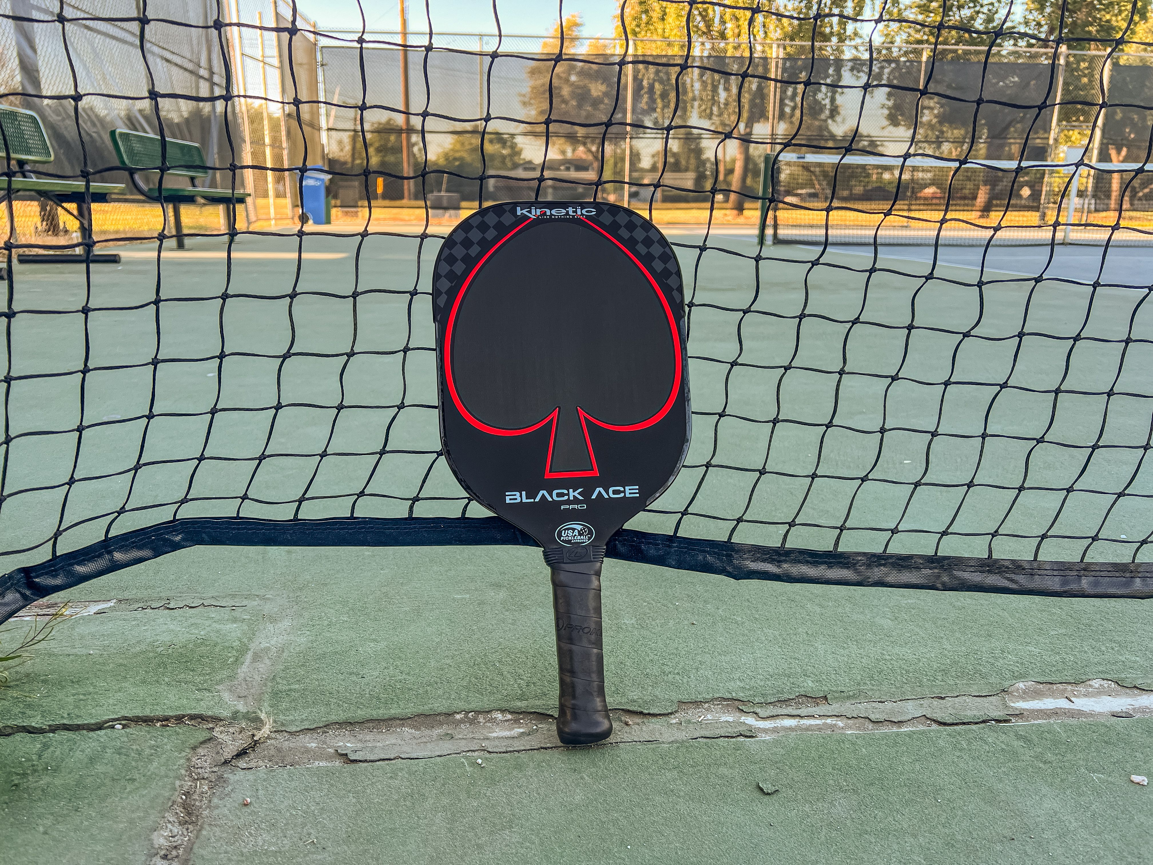 PROKENNEX Black Ace Pro Pickleball-Paddel – USAPA-zugelassen Mit Toray 700 Carbon & Patentiertem Dämpfungssystem