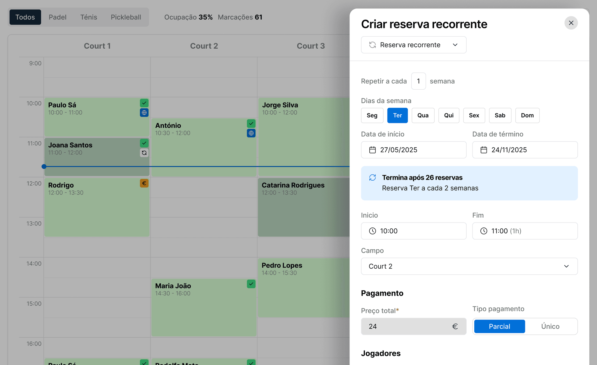 Calendário de reservas com grupos fixos de padel marcados como reservas recorrentes