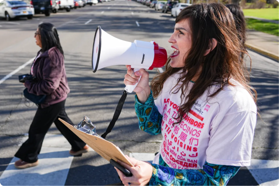 Advocates rally for Immigrant Justice Package at Oregon State Capitol