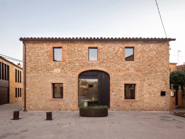 Casa 1700_NordEst Arquitectura_Palau Sator, Spain_09