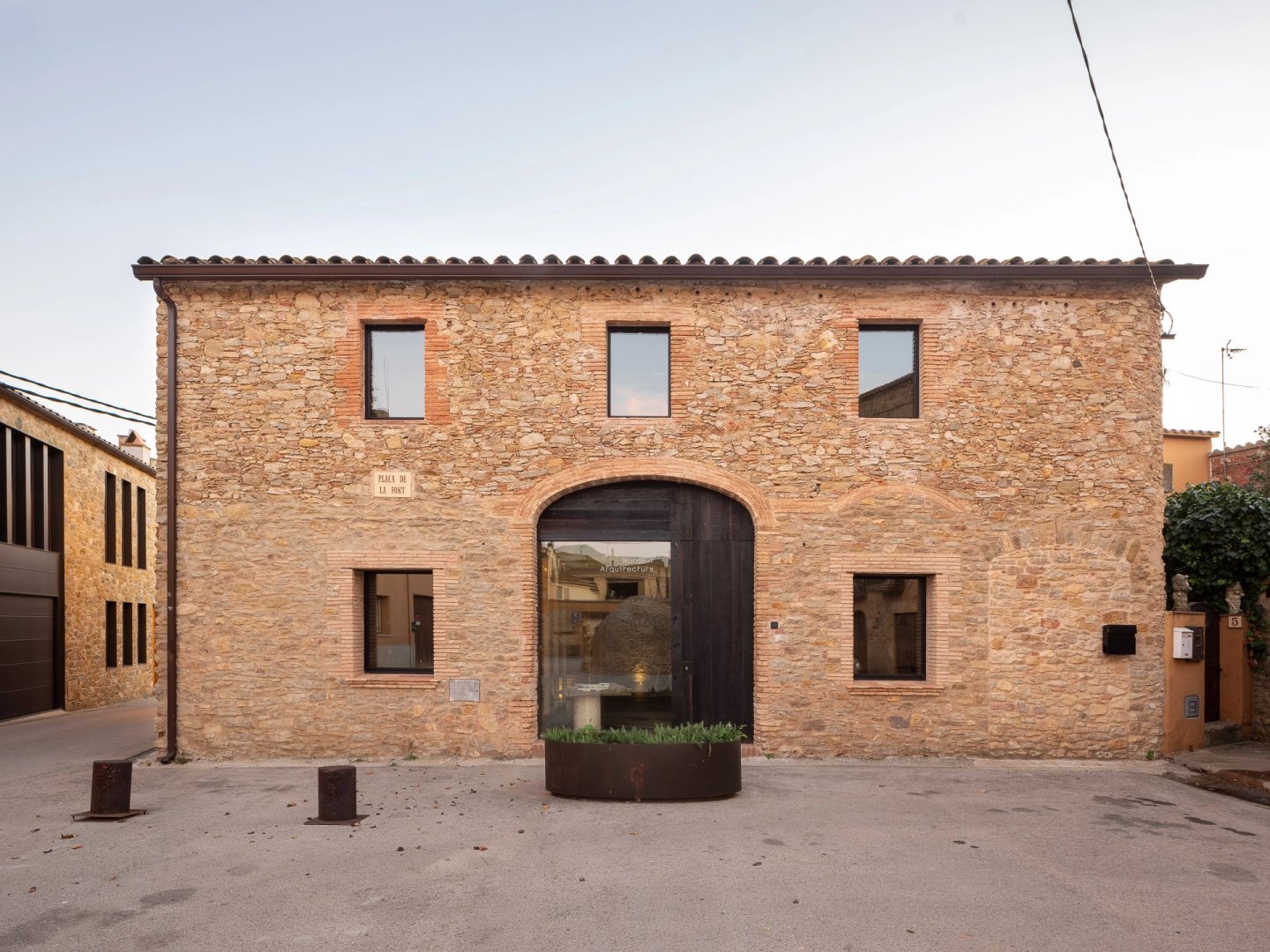 Casa 1700_NordEst Arquitectura_Palau Sator, Spain_09