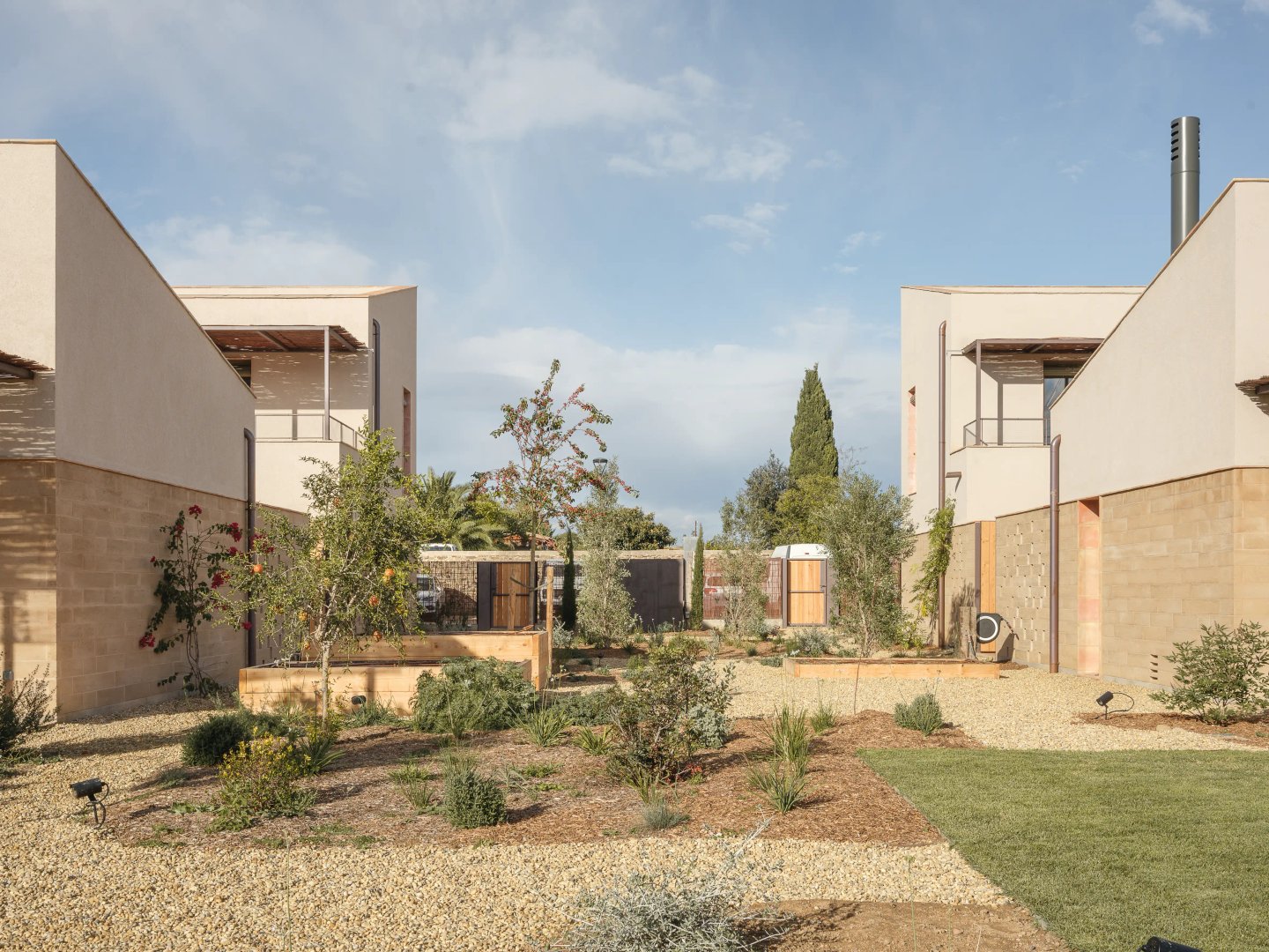 Casa 1922_NordEst Arquitectura_Rupia, Spain_Filippo Poli_0 (7)