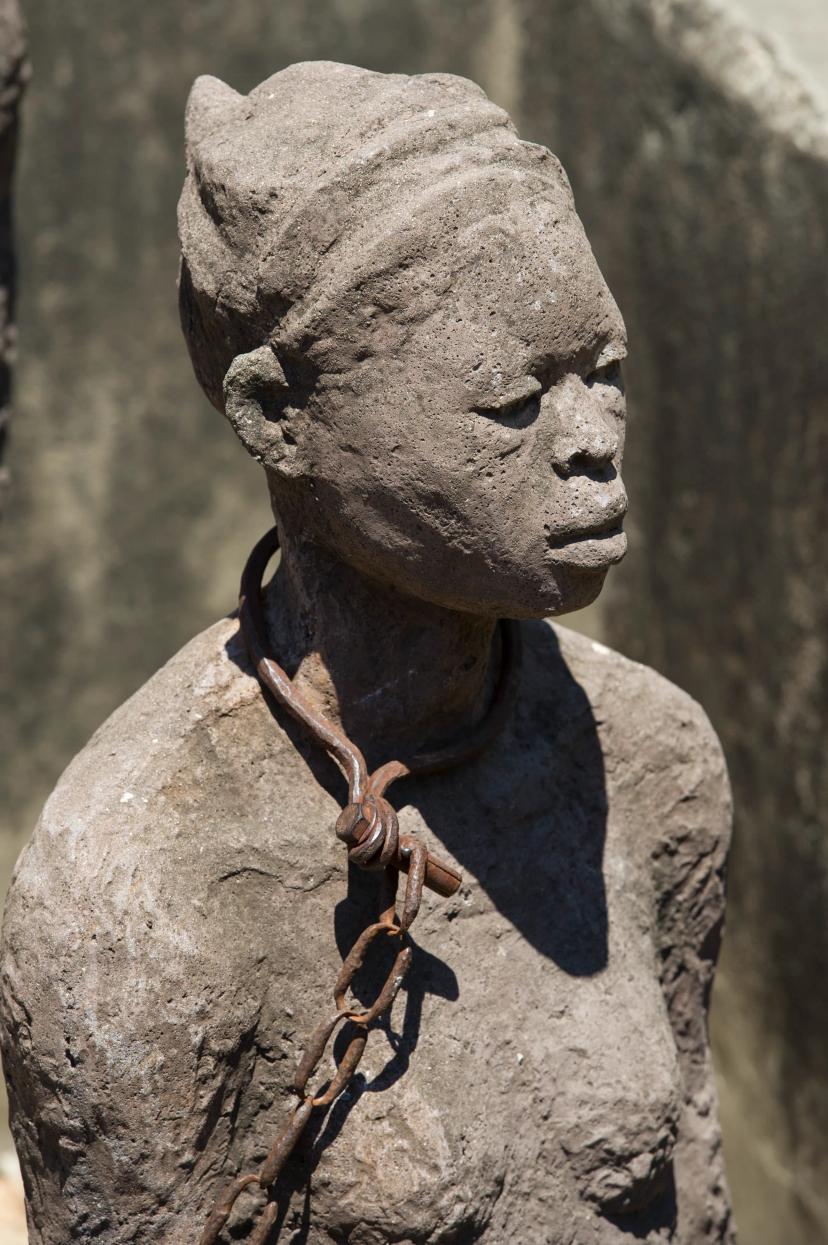 Tanzania 1211 1758